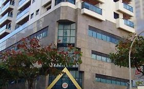 Lindo Flat-Capitania Varam, Apartamento a 100 metros da praia ,Rua Rio de Janeiro x Mario Ribeiro 886 apto143 , B3